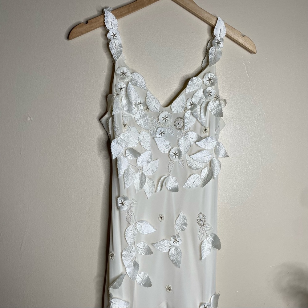 SOLD-VINTAGE XSCAPE BEADED FLORAL APPLIQUÉ FAIRY DRESS WITH SHARKBITE HEM - Picture 2 of 16